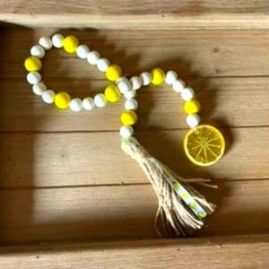 Lemon decorative garland beads